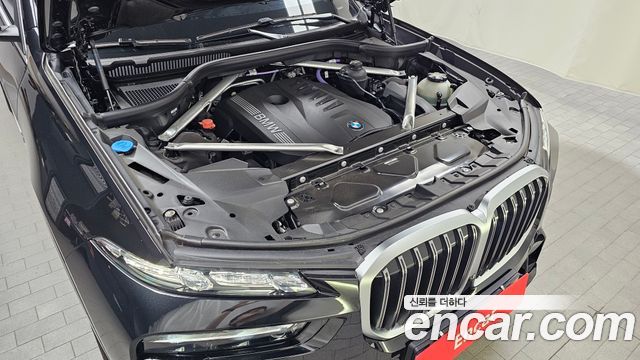 BMW X7 2026 — photo 6