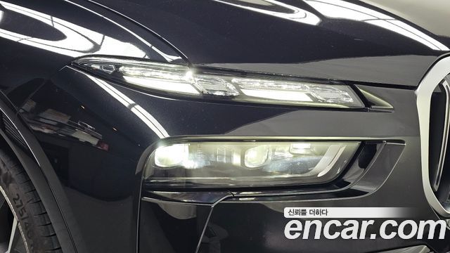 BMW X7 2026 — photo 8