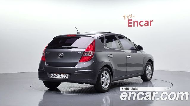 Hyundai i30 2008 — photo 2
