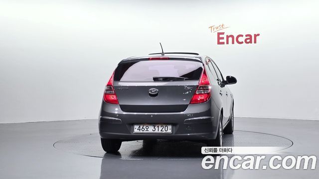 Hyundai i30 2008 — photo 4
