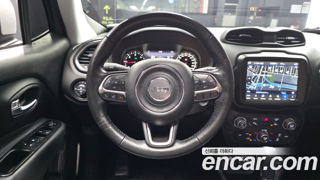Jeep Renegade 2018 — photo 19