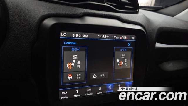 Jeep Renegade 2018 — photo 25