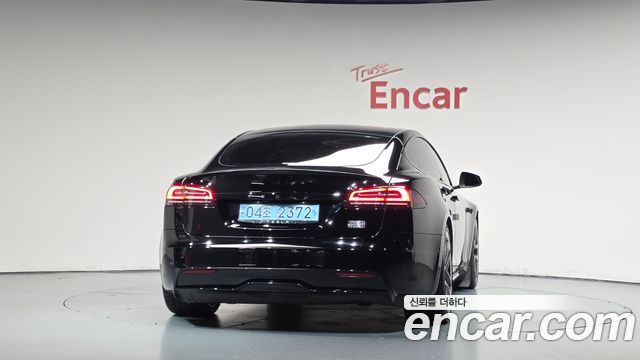 Tesla Model S 2023 — photo 4