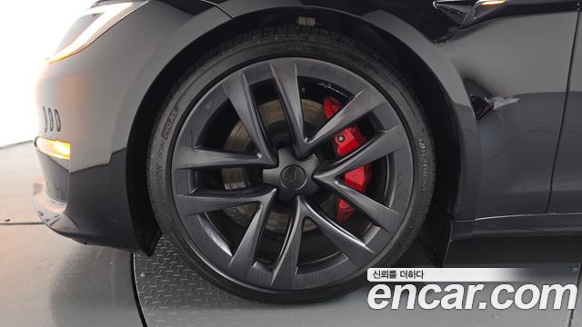 Tesla Model S 2023 — photo 5