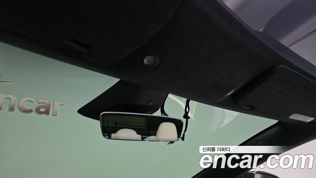 Tesla Model S 2023 — photo 25
