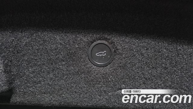 Tesla Model S 2023 — photo 27