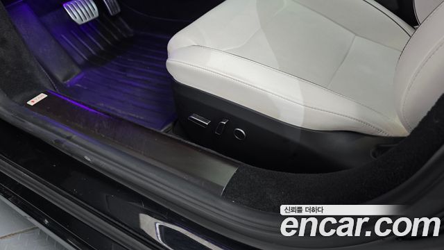 Tesla Model S 2023 — photo 30