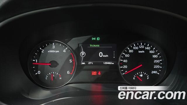 Kia Sportage 2018 — photo 11