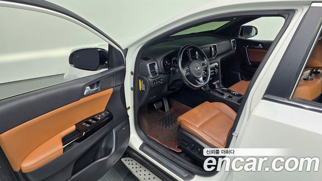 Kia Sportage 2018 — photo 17