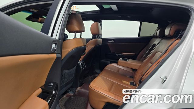 Kia Sportage 2018 — photo 18