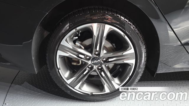 Kia K5 2023 — photo 5