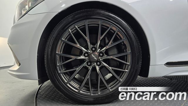 Genesis G80 2018 — photo 5