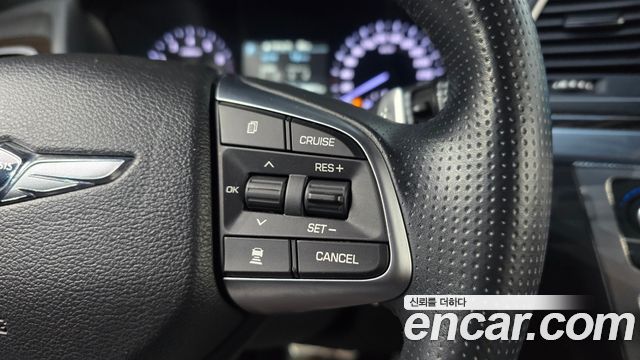 Genesis G80 2018 — photo 23