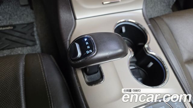 Jeep Cherokee 2015 — photo 9