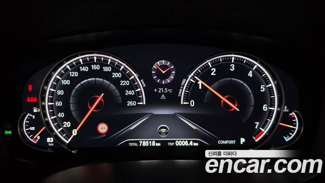 BMW 5-Series 2018 — photo 11