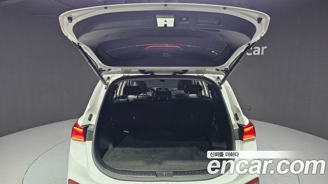 Hyundai Santafe 2019 — photo 20