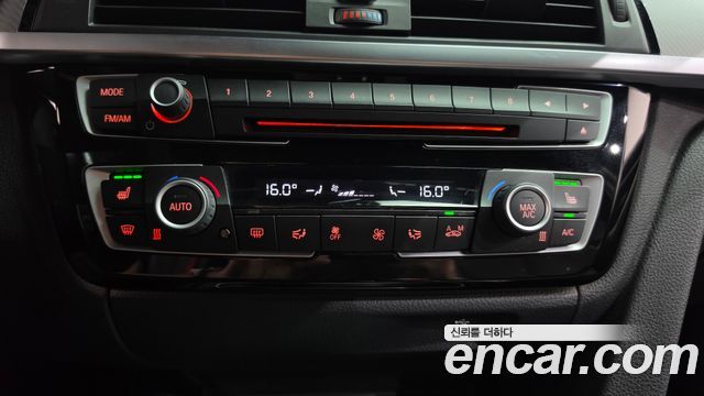 BMW 3-Series 2018 — photo 33