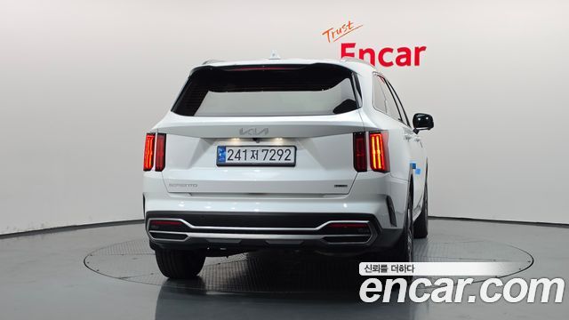 Kia Sorento 2023 — photo 4