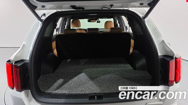 Kia Sorento 2023 — photo 24