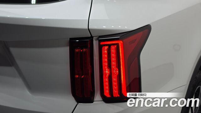 Kia Sorento 2023 — photo 9