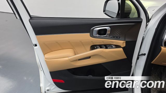 Kia Sorento 2023 — photo 14