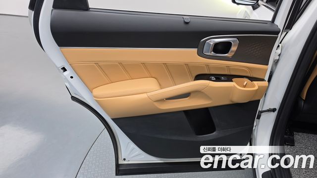 Kia Sorento 2023 — photo 15