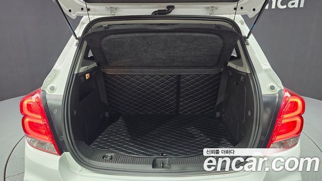 Chevrolet Korea Trax 2018 — photo 20