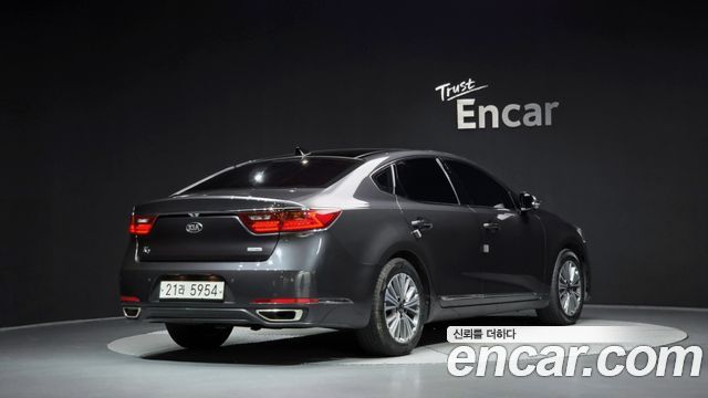 Kia K7 2018 — photo 2