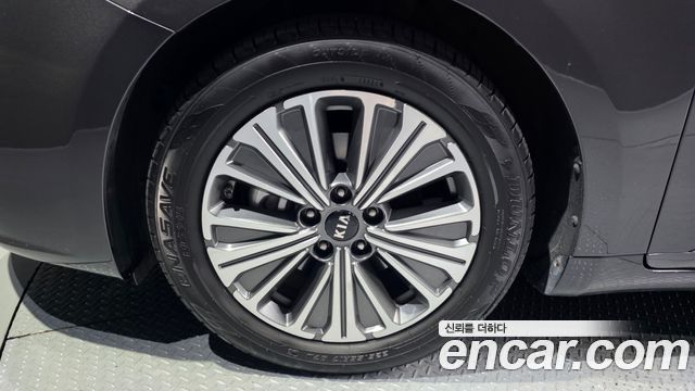 Kia K7 2018 — photo 5