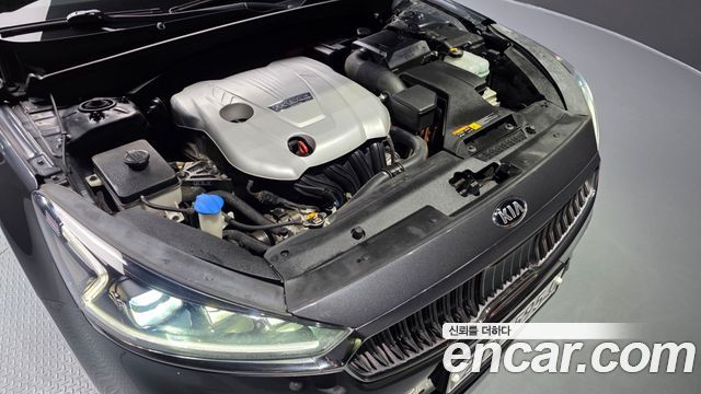 Kia K7 2018 — photo 6