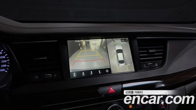 Kia K7 2018 — photo 21