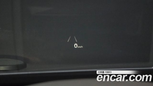 Kia K7 2018 — photo 23