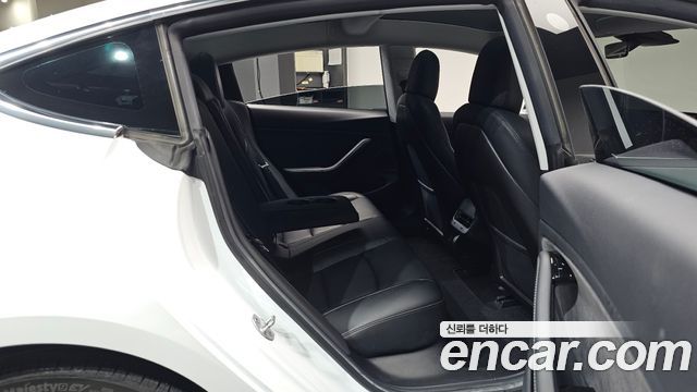 Tesla Model 3 2020 — photo 18