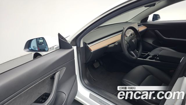 Tesla Model 3 2020 — photo 16