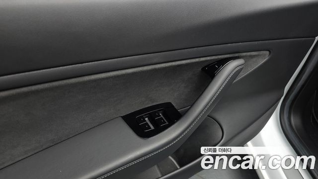 Tesla Model 3 2020 — photo 32