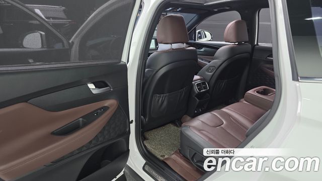 Hyundai Santafe 2019 — photo 17