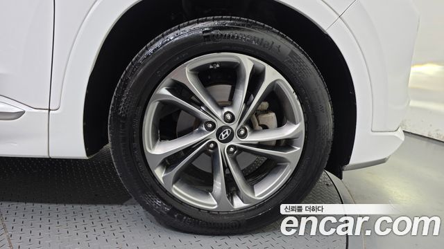 Hyundai Santafe 2019 — photo 7