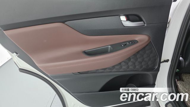 Hyundai Santafe 2019 — photo 15
