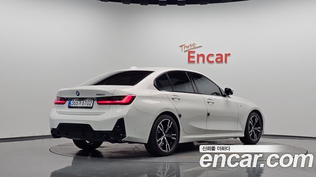 BMW 3-Series 2025 — photo 2