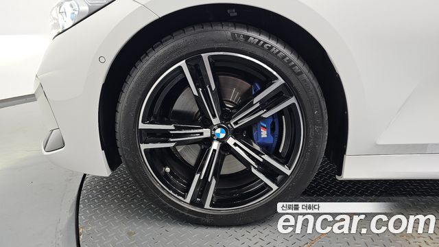 BMW 3-Series 2025 — photo 5