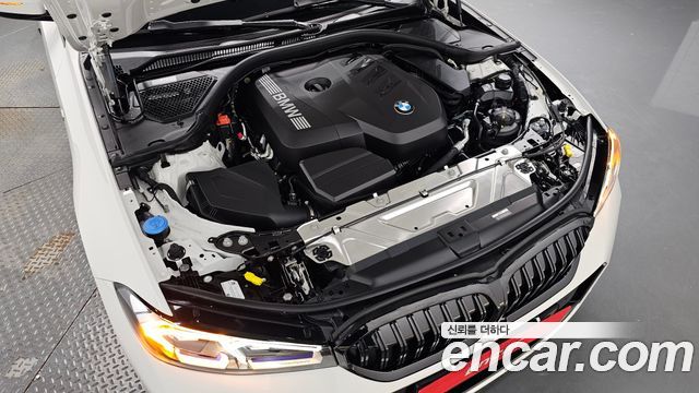 BMW 3-Series 2025 — photo 6