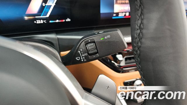 BMW 3-Series 2025 — photo 22