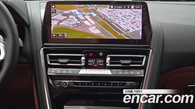 BMW 8-Series 2026 — photo 19