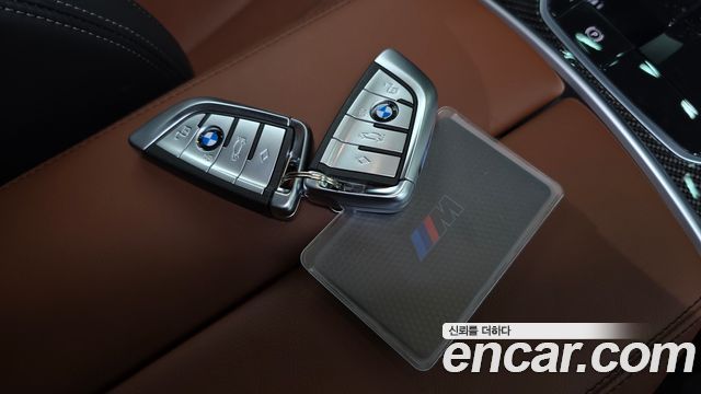 BMW 8-Series 2026 — photo 23