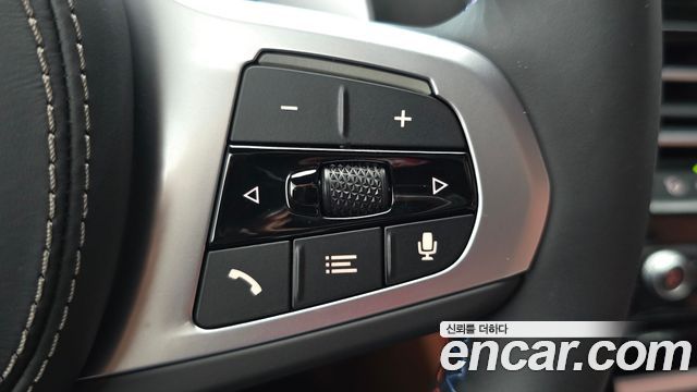 BMW 8-Series 2026 — photo 24
