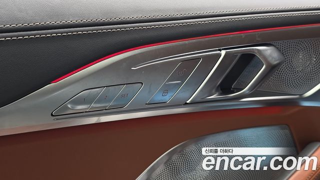 BMW 8-Series 2026 — photo 33