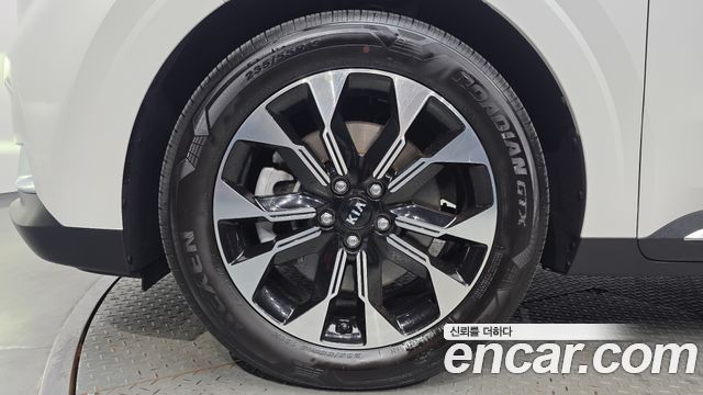 Kia Canival 2021 — photo 5