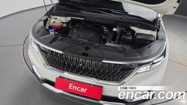Kia Canival 2021 — photo 6