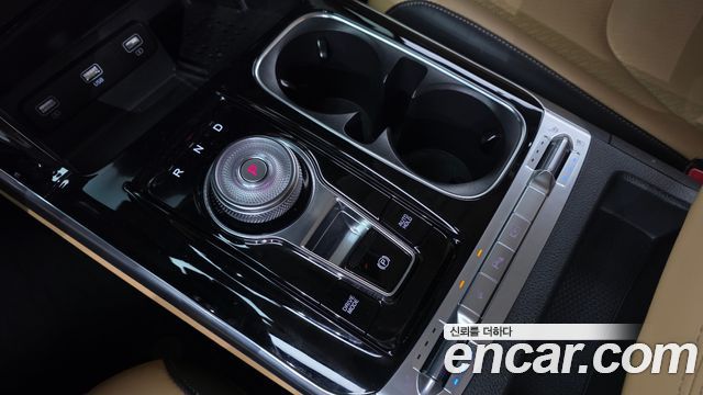 Kia Canival 2021 — photo 9