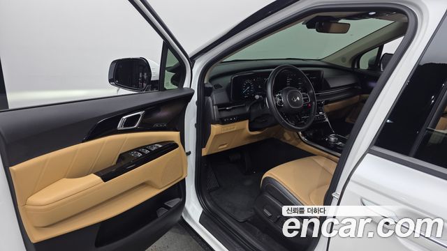 Kia Canival 2021 — photo 10